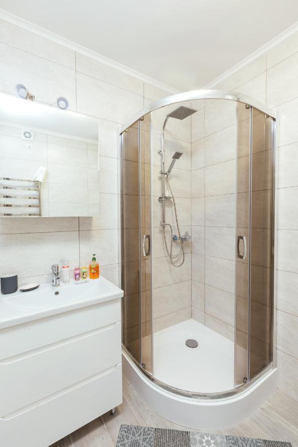 Apartmán DomkoLvov Exteriér fotografie